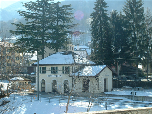 La Ferrovia delle Centovall...